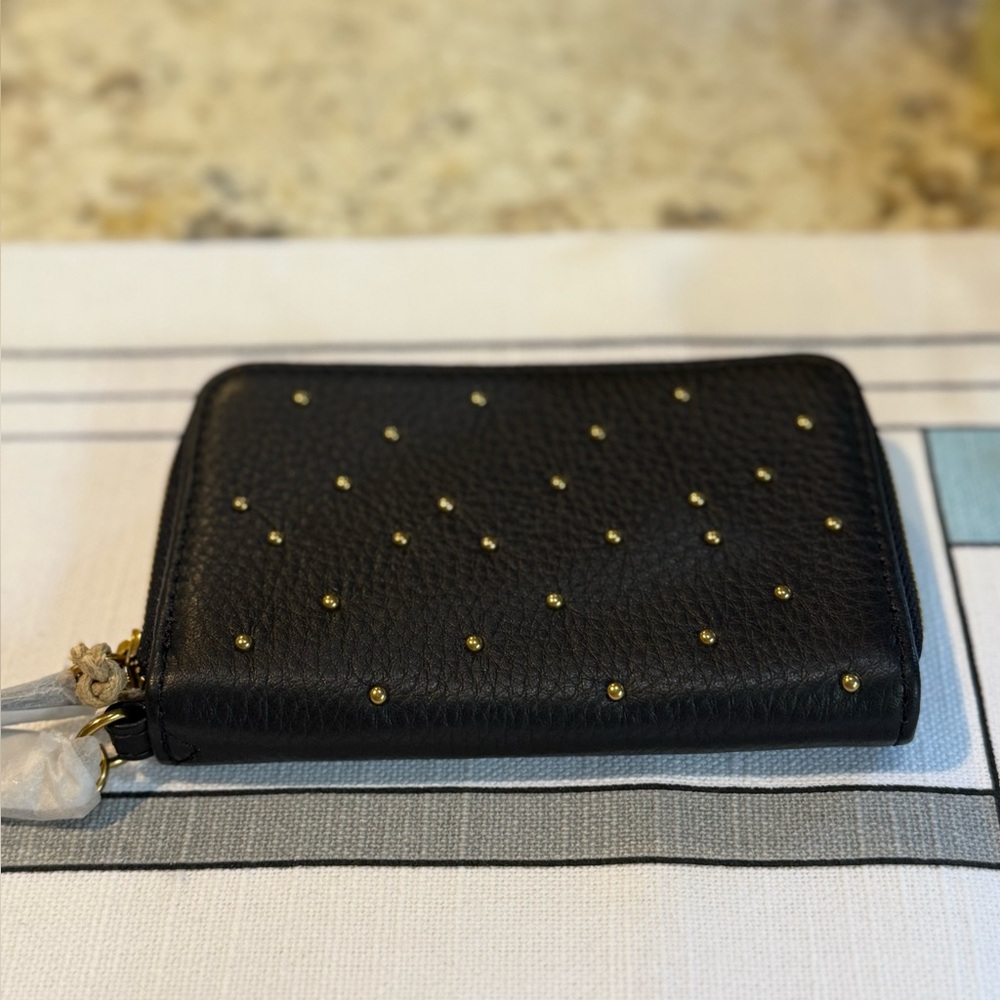 NEW HOBO Pebbled Leather Move Clip Wallet In Black